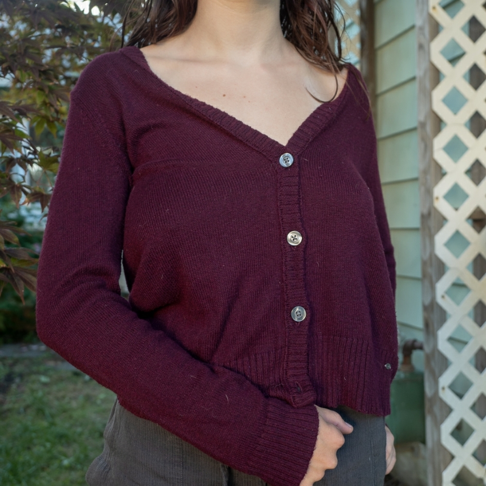 Maroon Short Cardigan - Picture 3 of 3